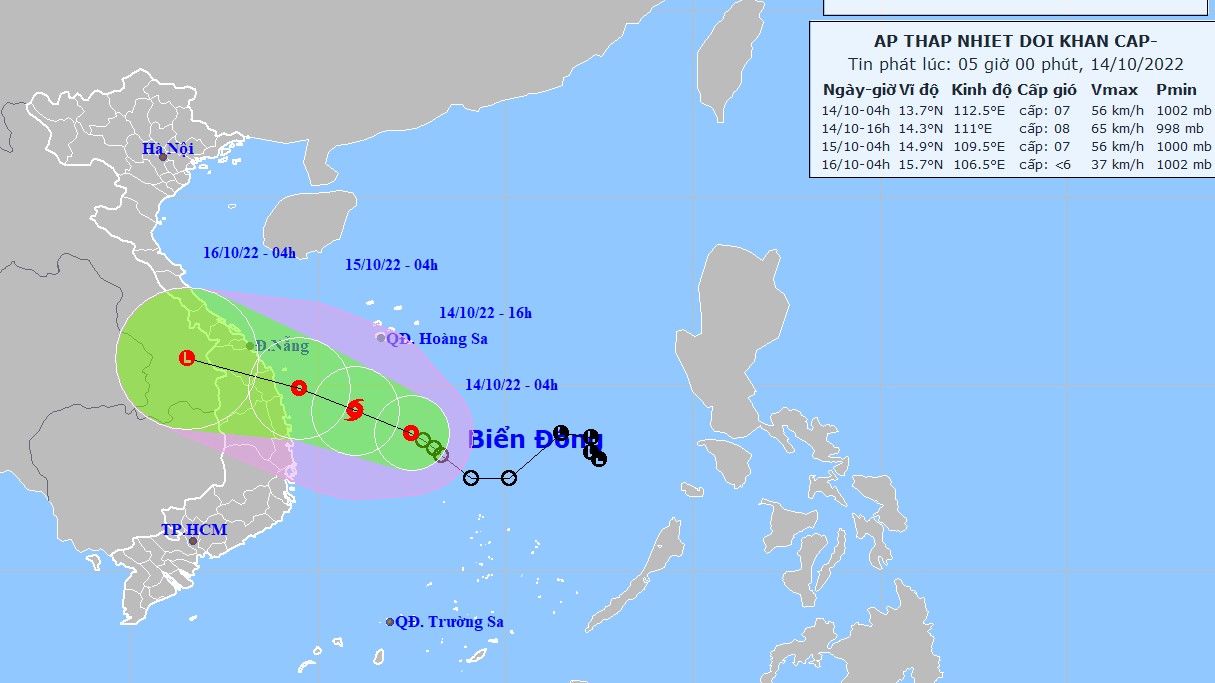 Ảnh hưởng của áp thấp, vùng biển từ Quảng Trị đến Phú Yên gió giật cấp 10; mưa lớn ở Trung Trung Bộ