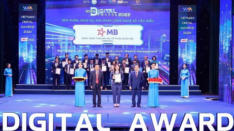 MB Bank ‘đại thắng’ tại giải thưởng Chuyển đổi số Việt Nam 2022