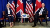 Tổng thống Mỹ chỉ ra 'sai lầm mà không chỉ mình ông thấy' của Thủ tướng Anh khiến đồng bảng Anh lao dốc