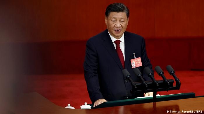 Chủ tịch Trung Quốc Tập Cận Bình phát biểu khai mạc Đại hội Đại biểu Toàn quốc lần thứ XX của Đảng Cộng sản Trung Quốc. (Nguồn: AP)