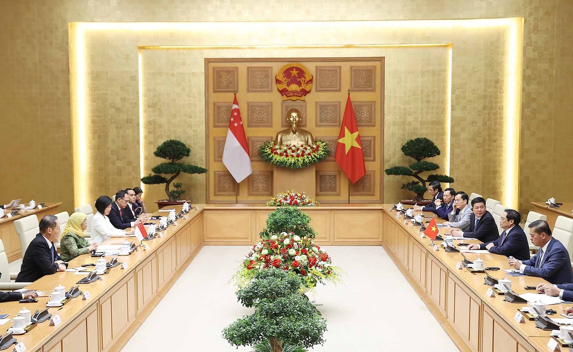 Thủ tướng Phạm Minh Chính tiếp Tổng thống Cộng hòa Singapore Halimah Yacob