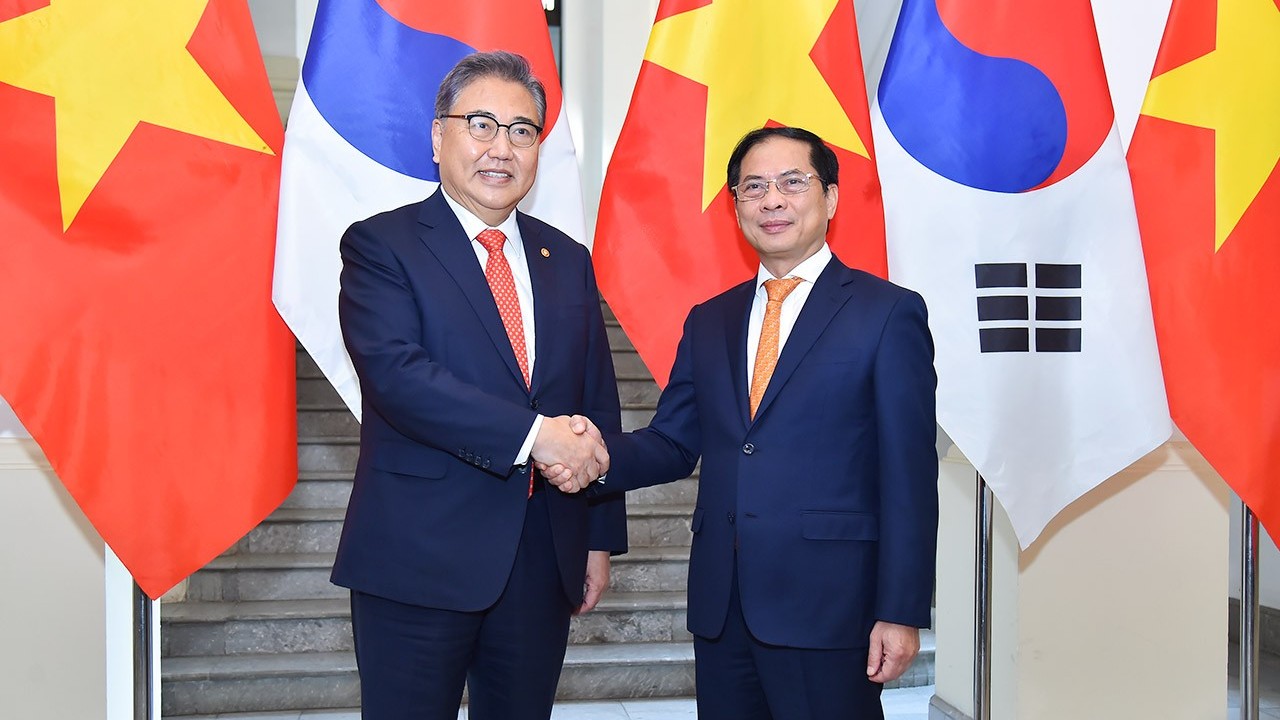 Bộ trưởng Ngoại giao Bùi Thanh Sơn mong muốn Hàn Quốc tăng cường nhập khẩu nông sản Việt Nam