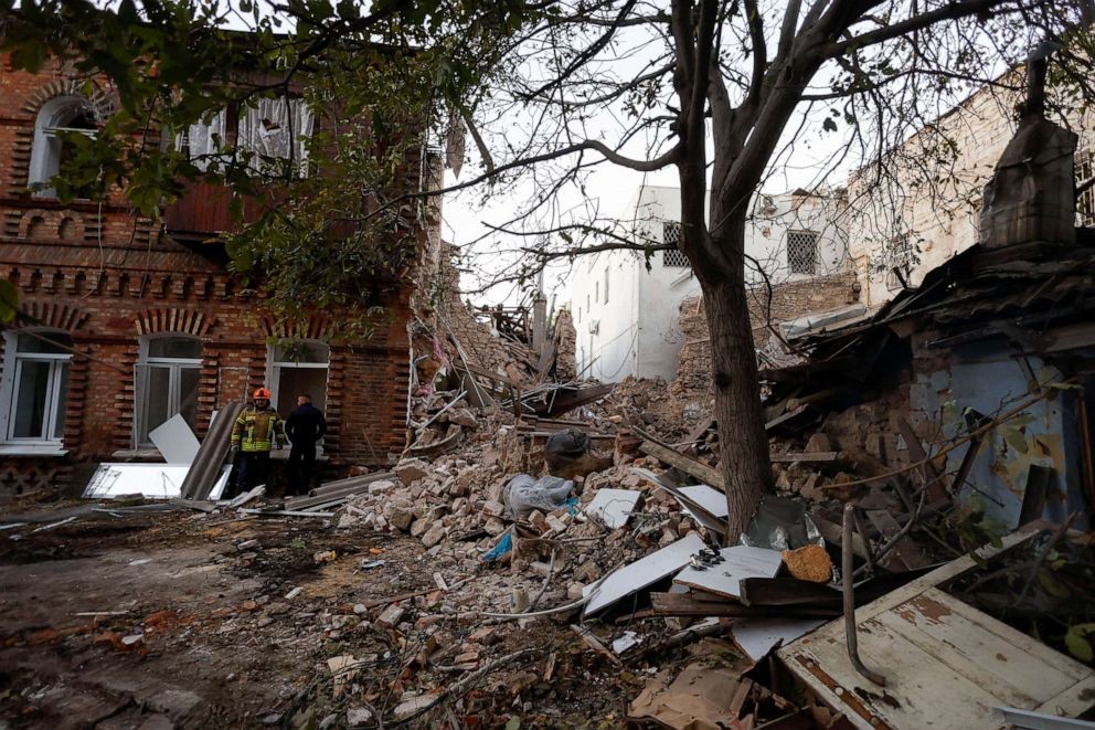 Nga tấn công tòa nhà chung cư ở thành phố cảng của Ukraine