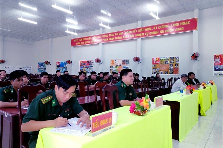 Khai giảng lớp đào tạo kỹ năng tiếng Khmer cho cán bộ Bộ đội Biên phòng An Giang. (Ảnh: Chiến Khu)