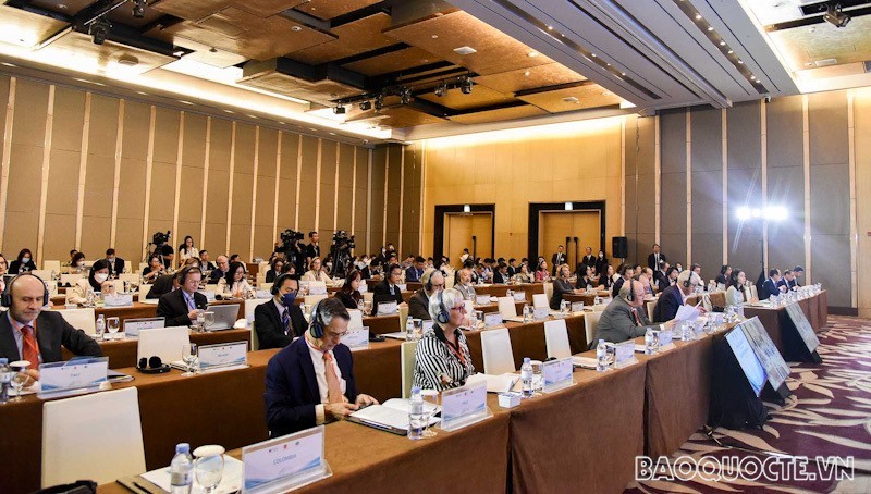 OECD-Vietnam High-Level Economic Forum opens in Hanoi