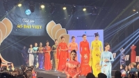 Ngày Phụ nữ Việt Nam: Khơi dậy tình yêu và trách nhiệm di sản áo dài