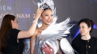 Á hậu Thạch Thu Thảo nhận vương miện Miss Earth Vietnam 2022