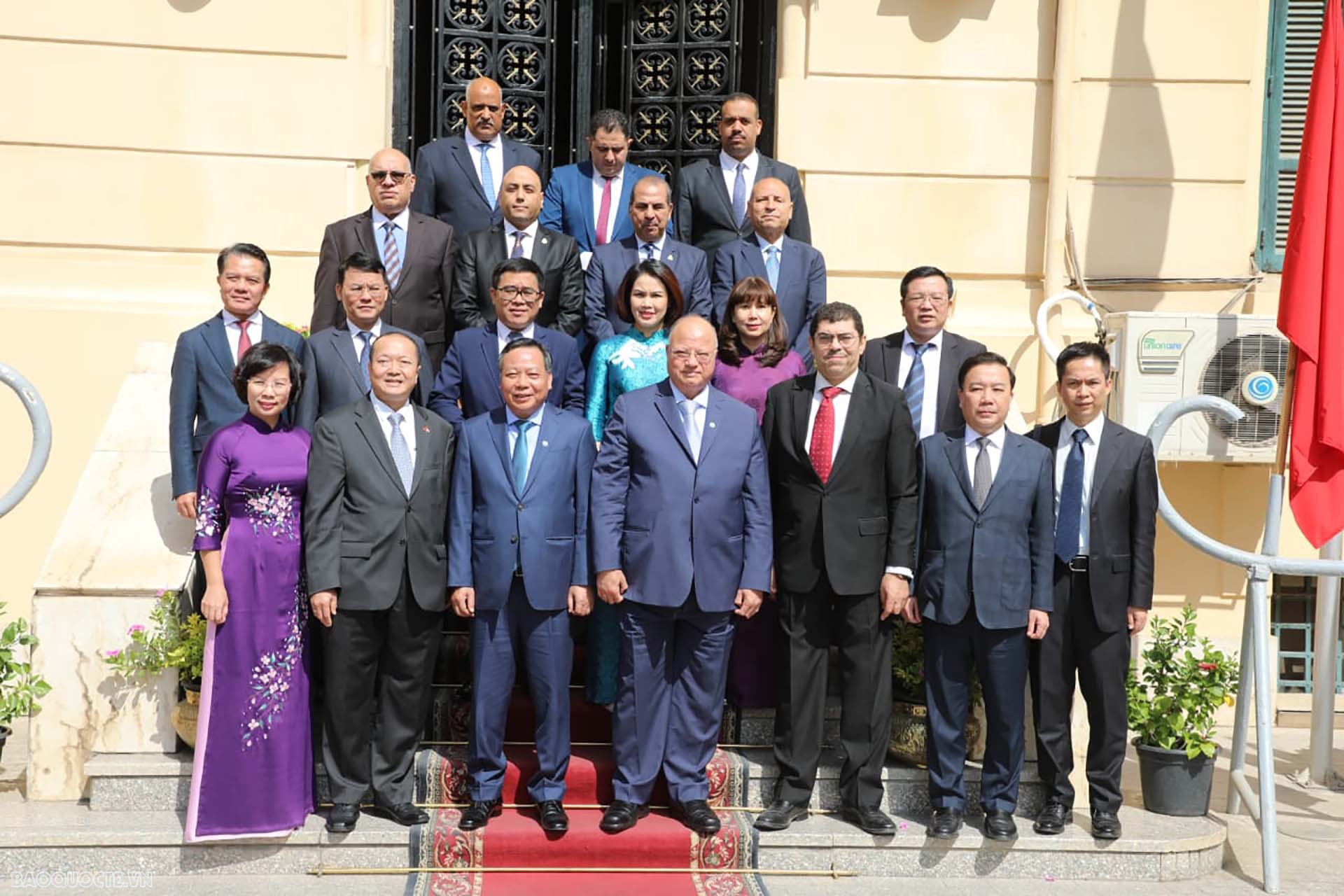 Đoàn đoàn đại biểu Thủ đô Hà Nội làm việc với Thành phố Cairo.