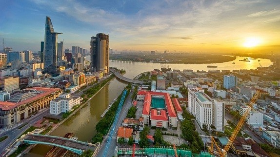Trang tin Hội Nhà báo Lào: Kinh tế Việt Nam tăng trưởng tốt bất chấp thế giới đối mặt suy thoái