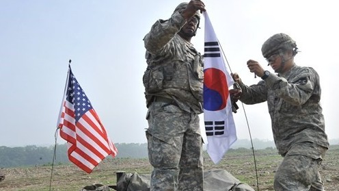 Tình hình bán đảo Triều Tiên: Bình Nhưỡng 'án binh bất động' đến đáng ngờ, Washington-Seoul 'lên tiếng' bằng đạn thật
