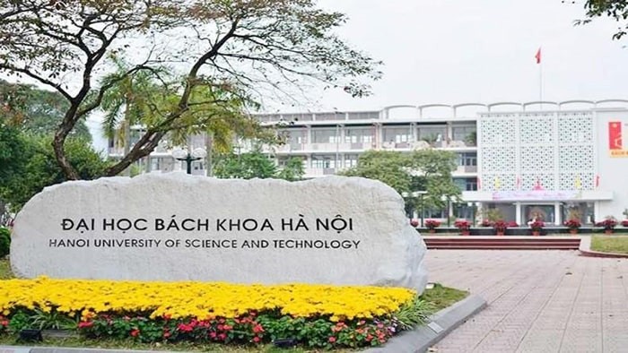 Trường Đại học Bách khoa Hà Nội tạm hoãn tăng học phí