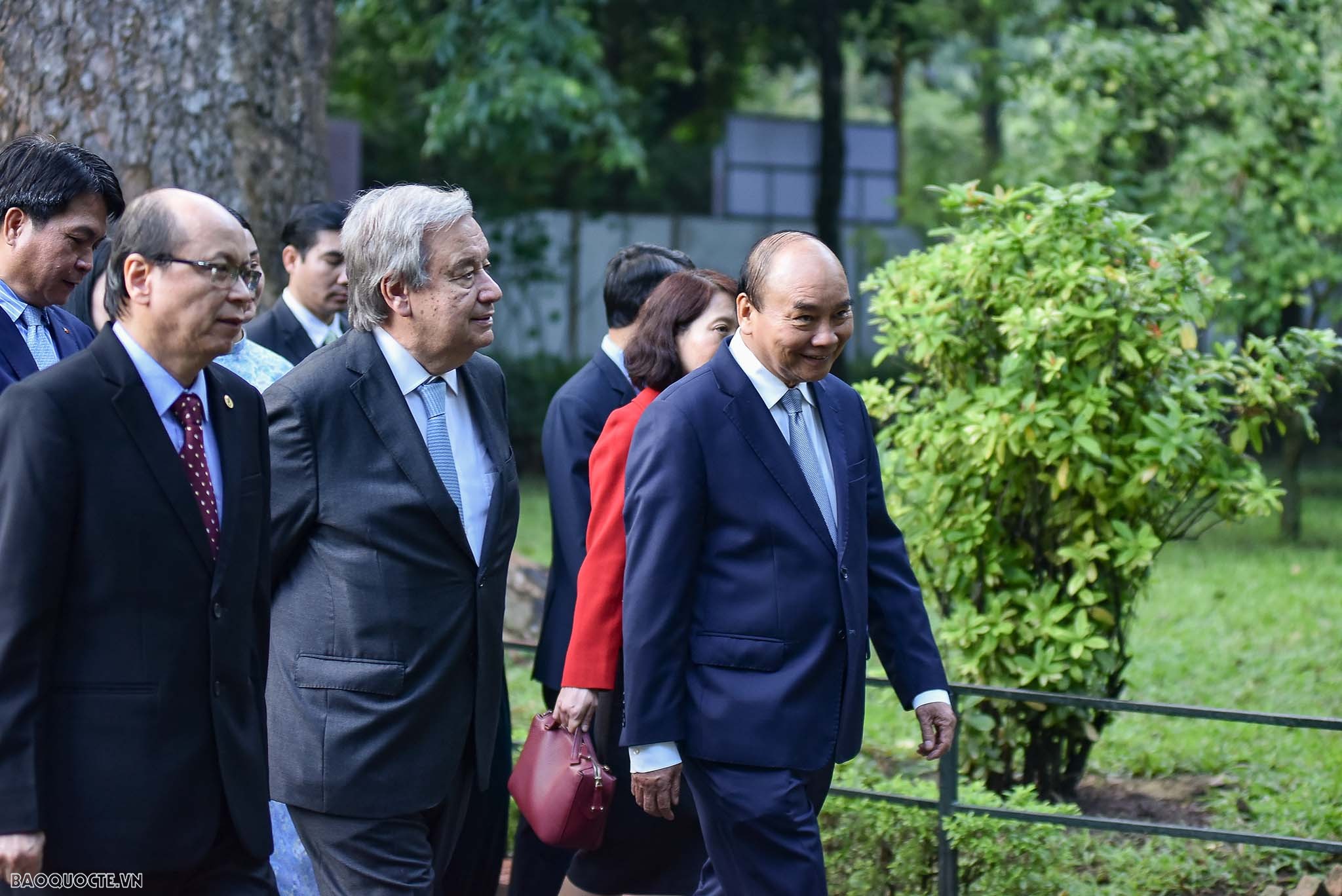 Tổng thư ký Liên hợp quốc thăm Nhà sàn Chủ tịch Hồ Chí Minh