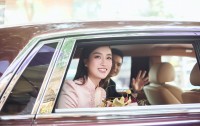Doanh nhân Đỗ Vinh Quang đi xe siêu sang đón Hoa hậu Đỗ Mỹ Linh 'về dinh'