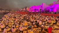 Ấn Độ: Lễ hội Diwali hy vọng phá vỡ kỷ lục Guinness về số lượng ngọn đèn đất nung được thắp sáng