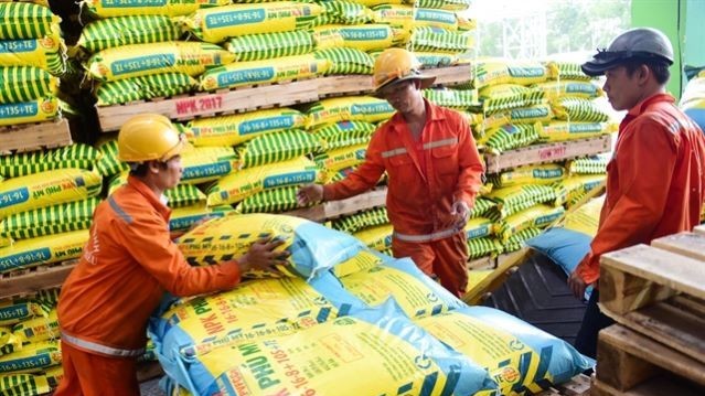 Fertiliser exports set new record