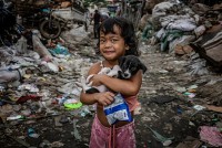 Cuộc sống của người dân gắn liền với rác thải ở Happyland, Philippines
