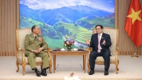 Thủ tướng Phạm Minh Chính tiếp Phó Thủ tướng, Bộ trưởng Bộ Công an Lào