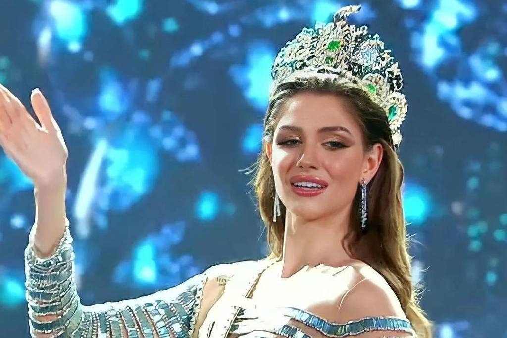 Isabella Menin - đại diện Brazil đăng quang Miss Grand International 2022