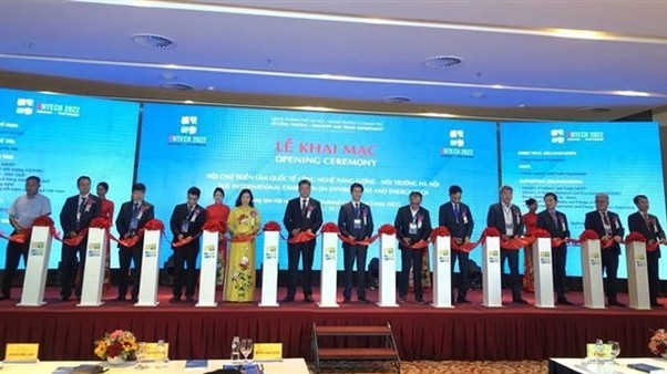 Energy, environment technology exhibition opens in Hanoi