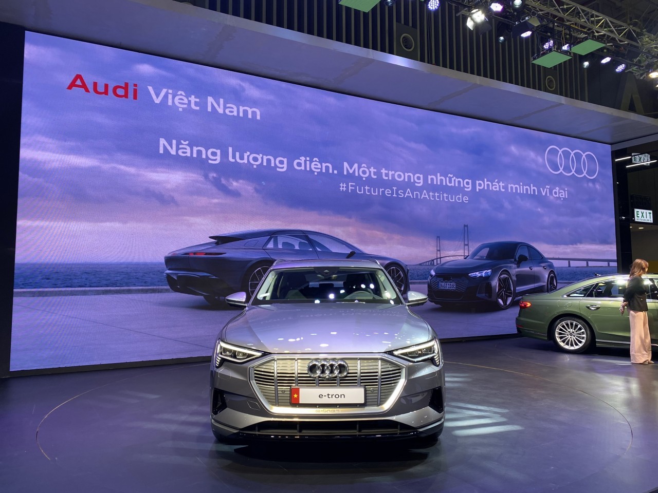 Xe điện Audi e-tron SUV ra mắt tại Việt Nam, giá từ 2,97 tỷ đồng