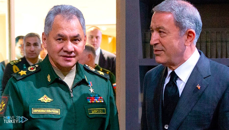 Bộ trưởng Quốc phòng Nga Sergei Shoigu đã tiến hành cuộc điện đàm với người đồng cấp Thổ Nhĩ Kỳ Hulusi Akar ngày 31/10. (Nguồn: Turkey News)