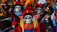 Lễ kỷ niệm 'Ngày của người chết' độc đáo ở Mexico