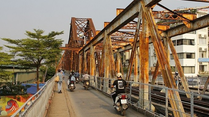 Dự báo thời tiết đêm nay và ngày mai (21-22/4): Hà Nội ngày nắng; cả nước nắng nóng, Tây Bắc Bộ và Bắc-Trung Trung Bộ nắng nóng đặc biệt gay gắt