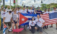 Cuba tiếp nhận một thứ thể hiện 'tình bạn từ người dân Mỹ'