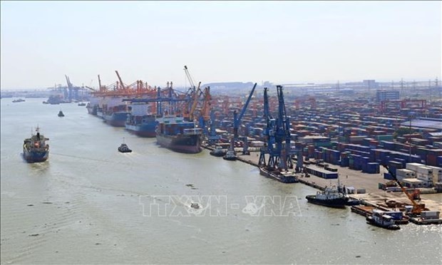 Goods throughput at sea ports up 3% in 10 months