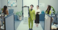 MV Vẽ đường cong: Tò mò về màn biến hình 'triệu view' của Hoa hậu Thùy Tiên dưới bàn tay 'quân sư' Trúc Nhân