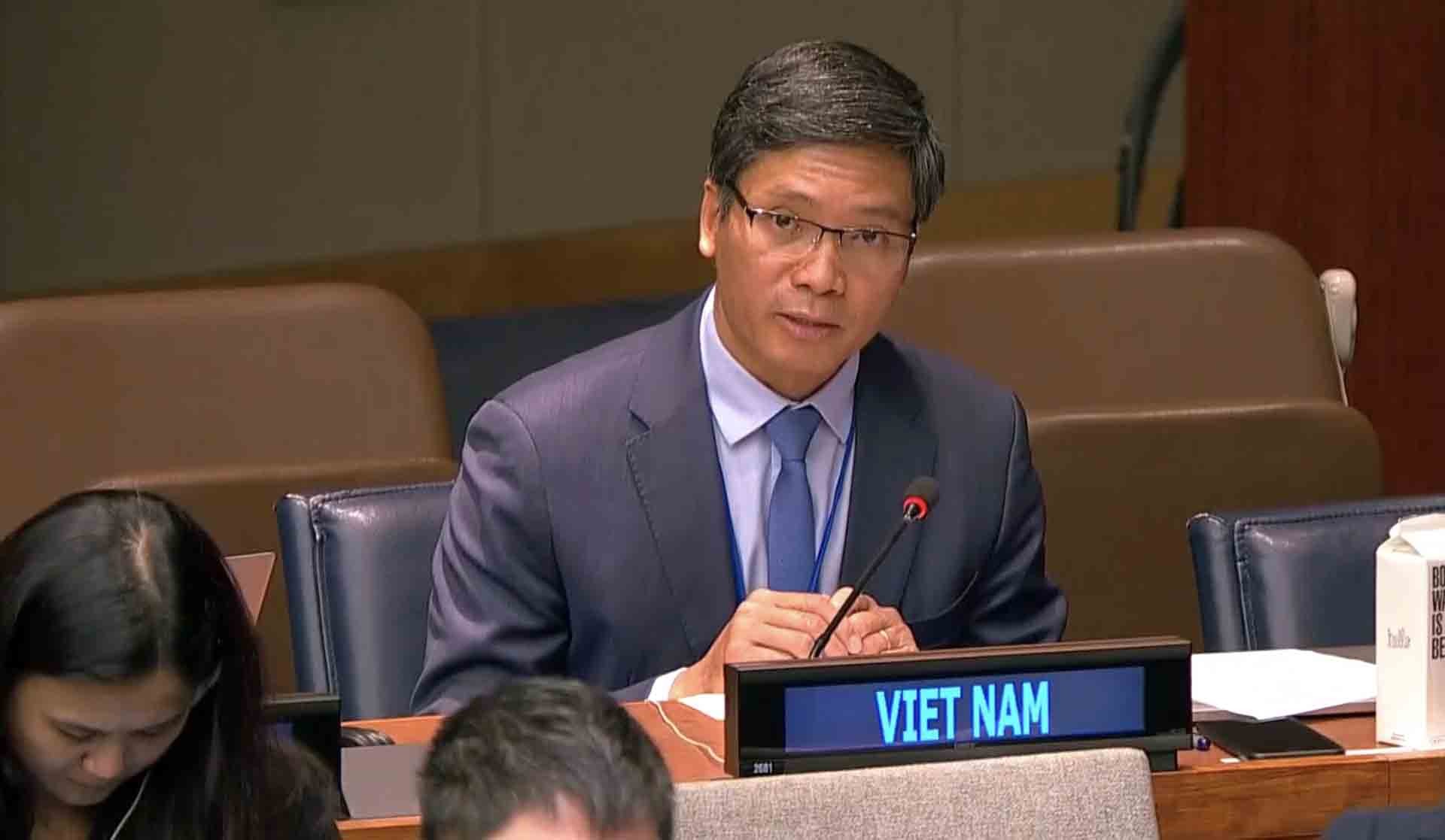 Việt Nam kêu gọi ủng hộ cho người tị nạn Palestine