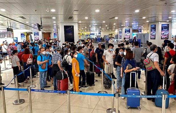 Vietnam’s major air traffic markets predicted to rebound in 2023: VNDIRECT