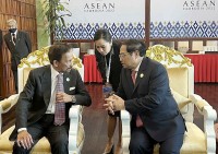 Thủ tướng Phạm Minh Chính gặp Quốc vương Brunei Darussalam