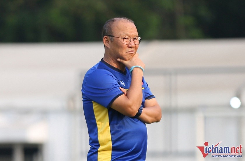 AFF Cup 2022: HLV Park Hang Seo vẫn chờ câu trả lời cuối cùng của Quang Hải