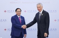 Thủ tướng Phạm Minh Chính đề nghị Singapore hỗ trợ Việt Nam thúc đẩy chuyển đổi số