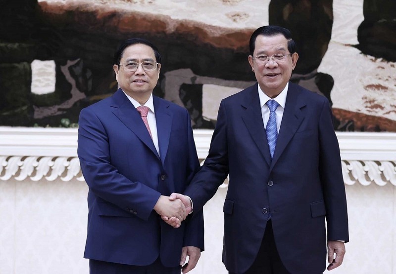 Thủ tướng Chính phủ Phạm Minh Chính và Thủ tướng Vương quốc Campuchia Samdech Techo Hun Sen. (Nguồn: TTXVN)