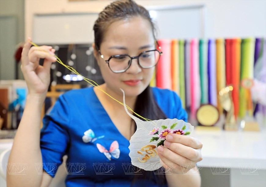 Embroidery on Bodhi leaves