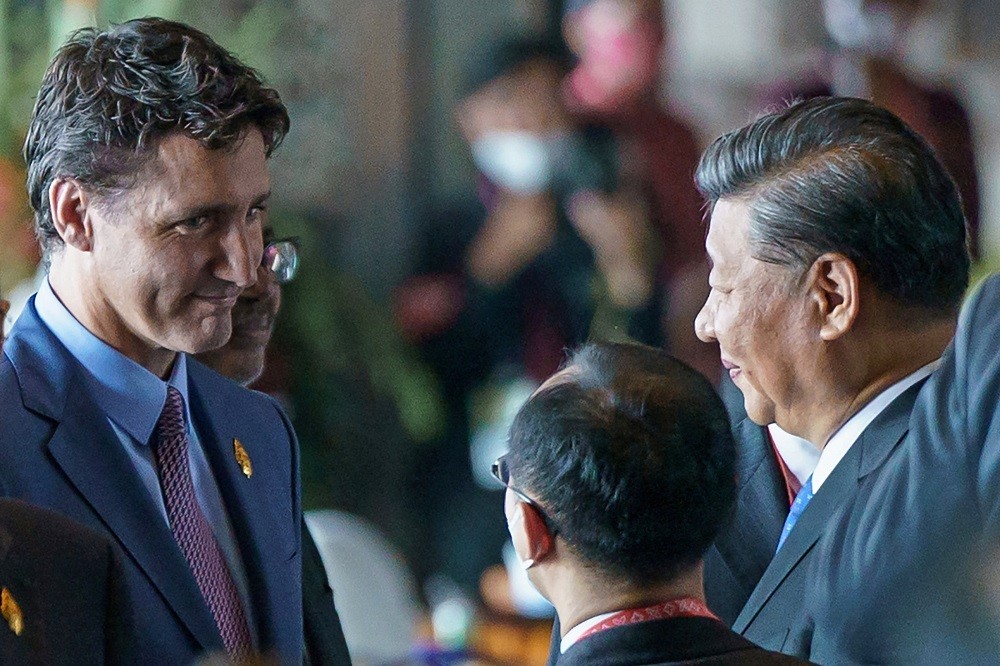 (11.16) Thủ tướng Canada Justin Trudeau và Chủ tịch Trung Quốc Tập Cận Bình gặp gỡ tại thượng đỉnh G20 ngày 15/11. (Nguồn: Reuters)