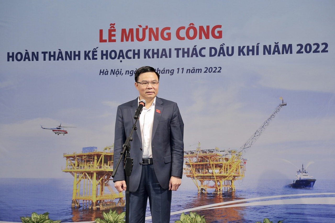 Tổng Giám đốc Petrovietnam Lê Mạnh Hùng phát biểu tại buổi lễ.