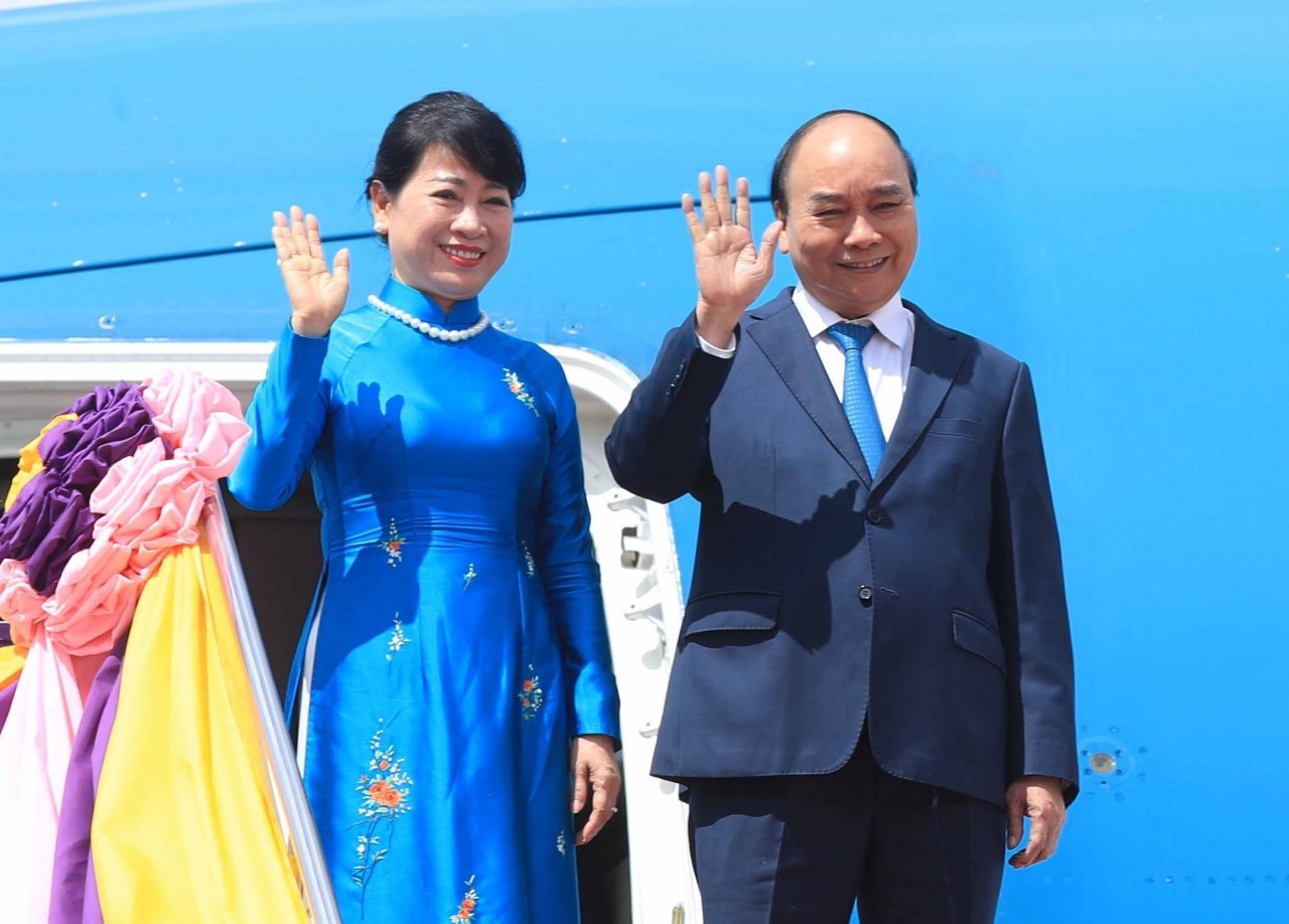 President leaves for Thailand visit, to attend 29th APEC Economic Leaders’ Meeting