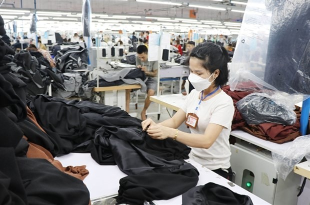 Vietnam urged to improve productivity for economic reform