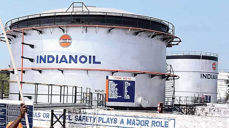 Ấn Độ thận trọng hơn trong việc mua dầu của Nga
