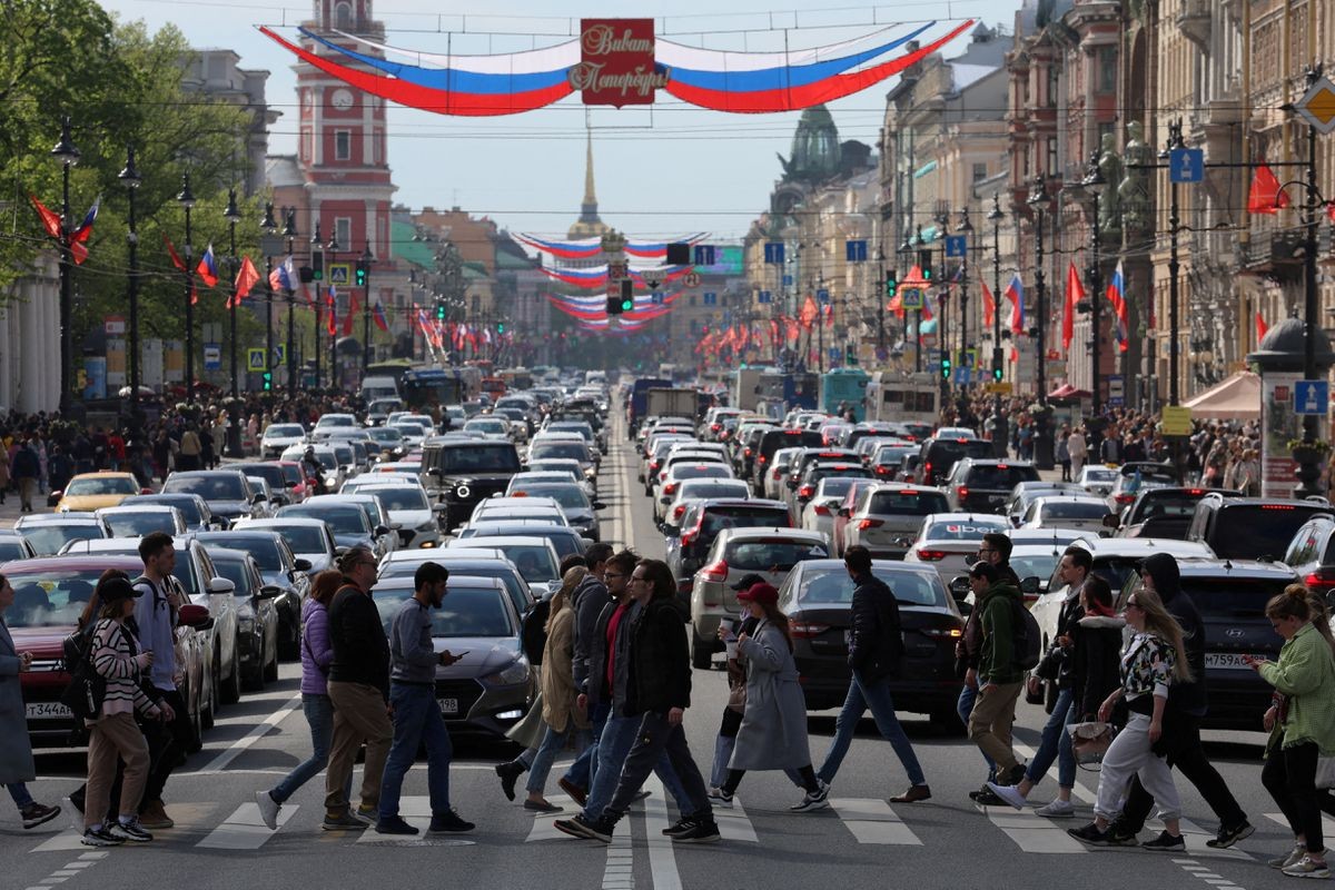 Phản đòn trừng phạt từ phương Tây, kinh tế Nga đã sẵn sàng cho một cuộc lao dốc?