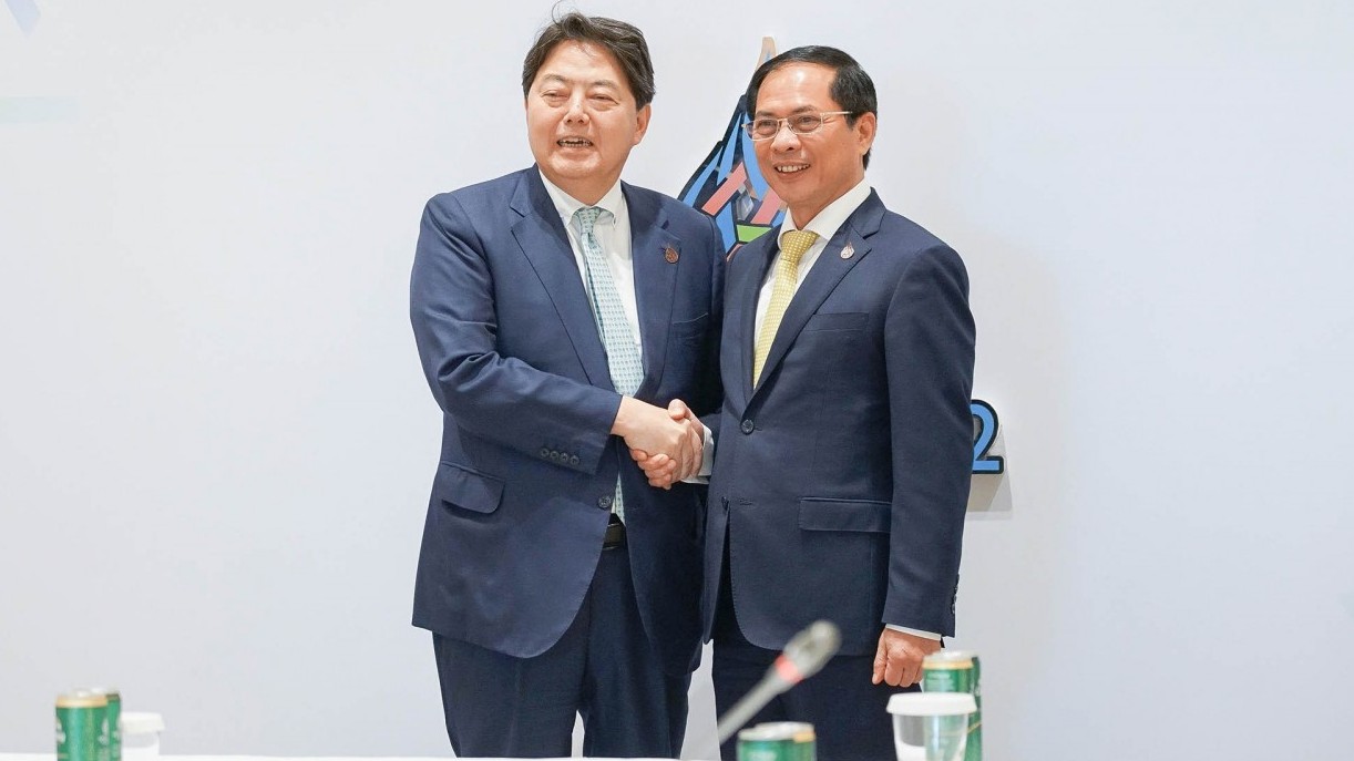 Foreign Minister meets Japanese Foreign Minister Hayashi Yoshimasa