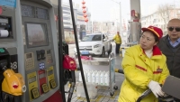Giá xăng dầu hôm nay 19/11: Covid-19 ở Trung Quốc 'ám ảnh' thị trường; Bộ Công Thương 'mạnh tay' xử lý vi phạm kinh doanh xăng dầu