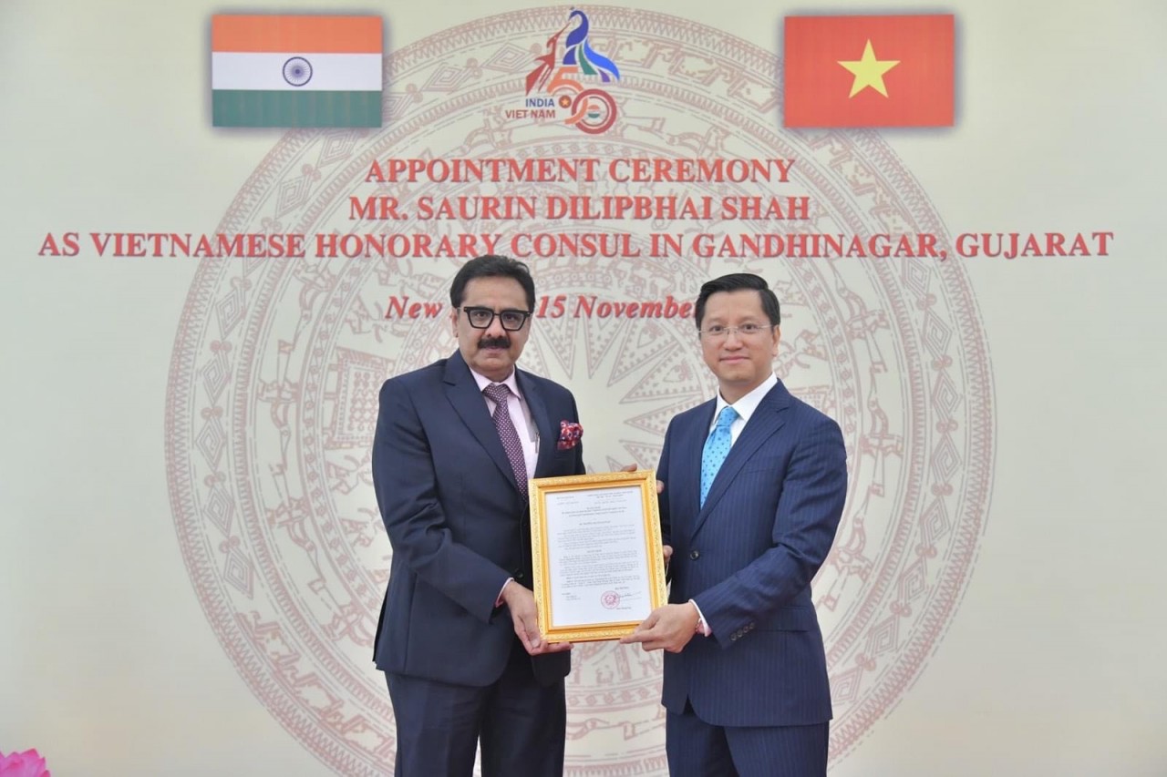 Trao quyết định bổ nhiệm Lãnh sự danh dự Việt Nam tại Gujarat, Ấn Độ