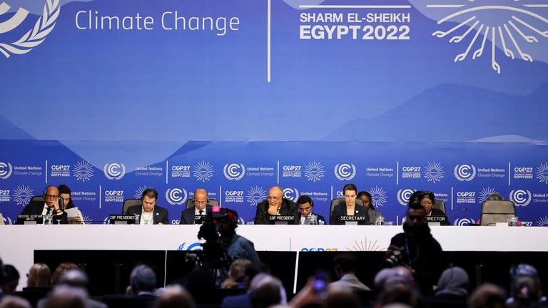 Đàm phán căng thẳng kéo dài suốt đêm, thỏa thuận chính trị của Hội nghị COP27 được đồng thuận thông qua