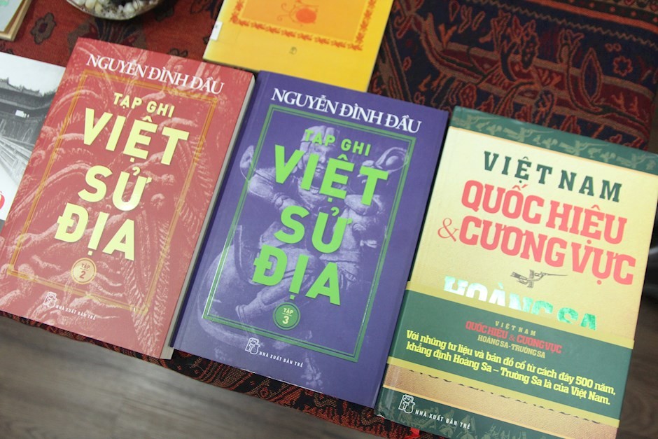 Youth Publishing House reached agreement to publish books of well-known historian