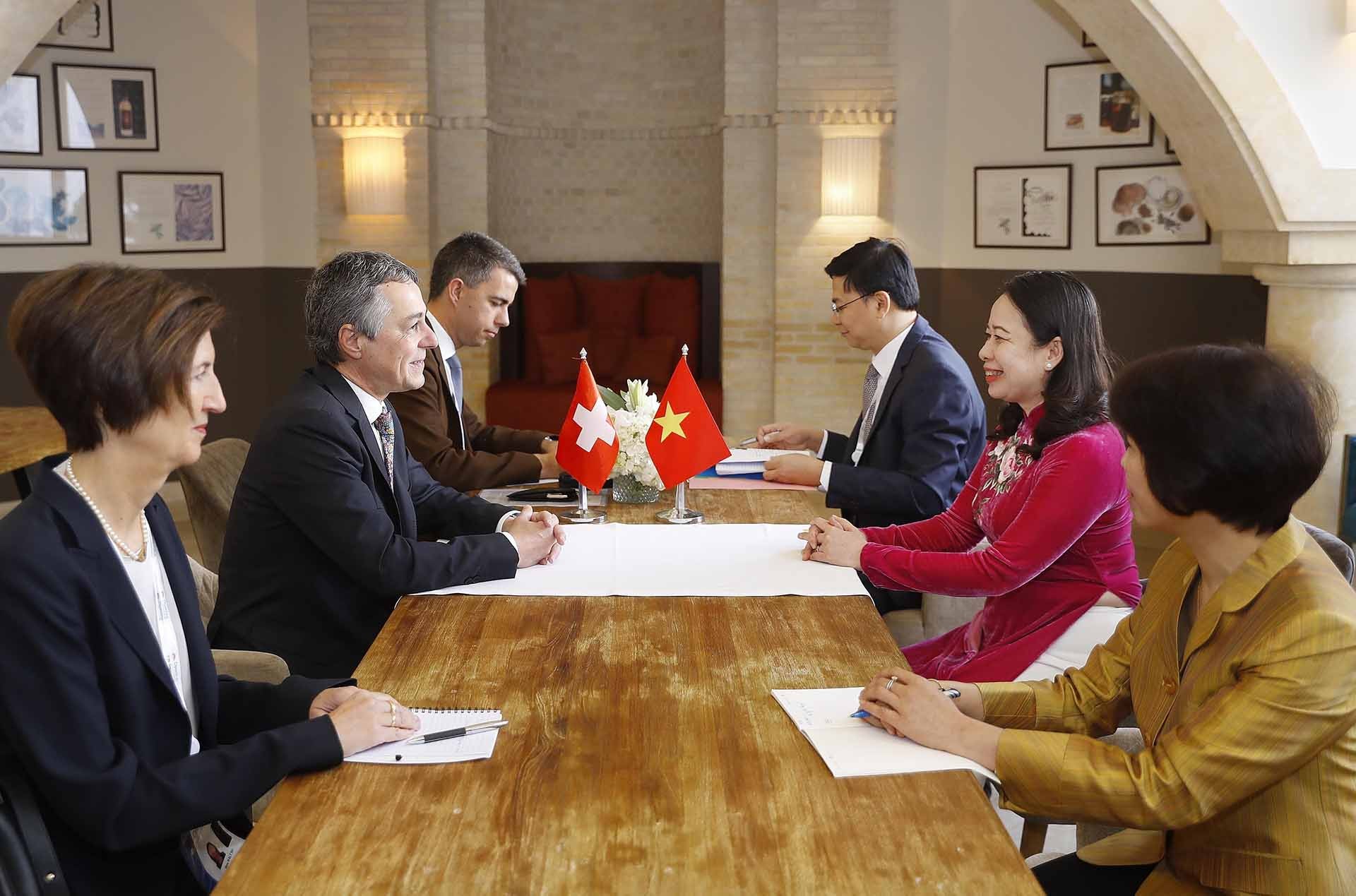 Phó Chủ tịch nước Võ Thị Ánh Xuân gặp Tổng thống Liên bang Thuỵ Sỹ Ignazio Cassis. (Nguồn: TTXVN)