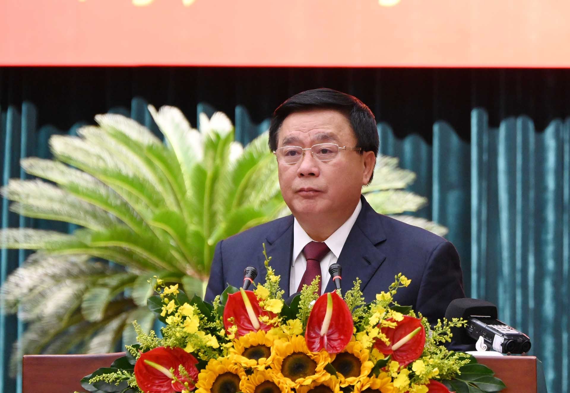 Đồng chí Nguyễn Xuân Thắng, Ủy viên Bộ Chính trị, Giám đốc Học viện Chính trị Quốc gia, Chủ tịch Hội đồng Lý luận Trung ương, phát biểu tại Hội thảo. (Nguồn: TTXVN)